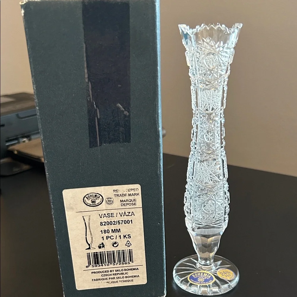 Vintage Bohemian 24% Lead Crystal Bud Vase 7